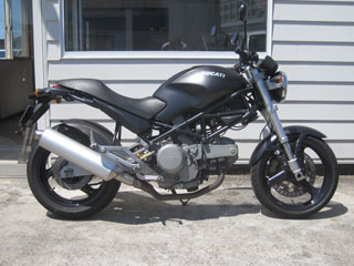 DUCATI MONSTER 400